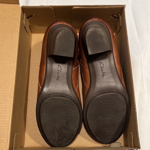 Clarks Valarie 2 Ashly Dark Tan Ankle Boot Womens 6 - Picture 6 of 6